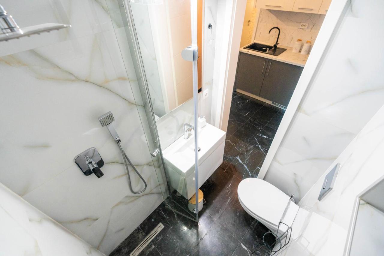 Guest Studio Apartment Brasov Ngoại thất bức ảnh